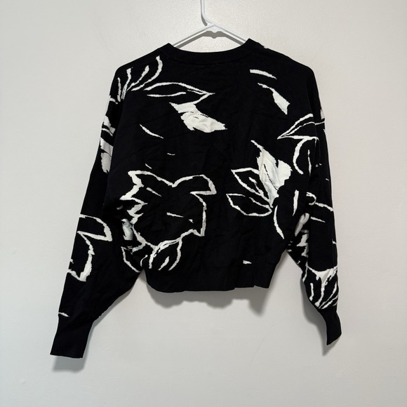 Ted Baker NWT Black Ruthii Print Cropped Sweatshirt Size 2 (6 Equivalent) - Picture 6 of 8